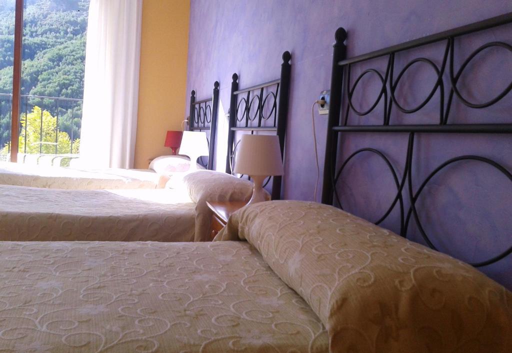 Hotel Restaurante Vinas Viejas Fuentes de Ayódar Pokoj fotografie